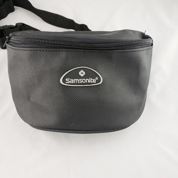 samsonite fanny pack